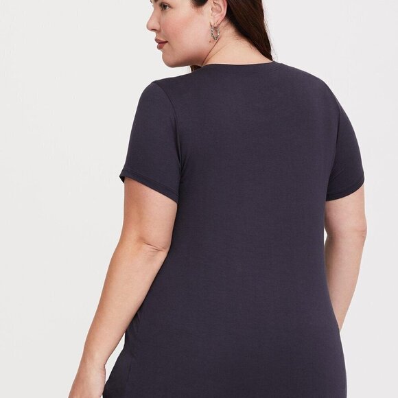 Torrid Grey Drink Champagne Crew Slim Fit Tee 2x super soft - Picture 3 of 10